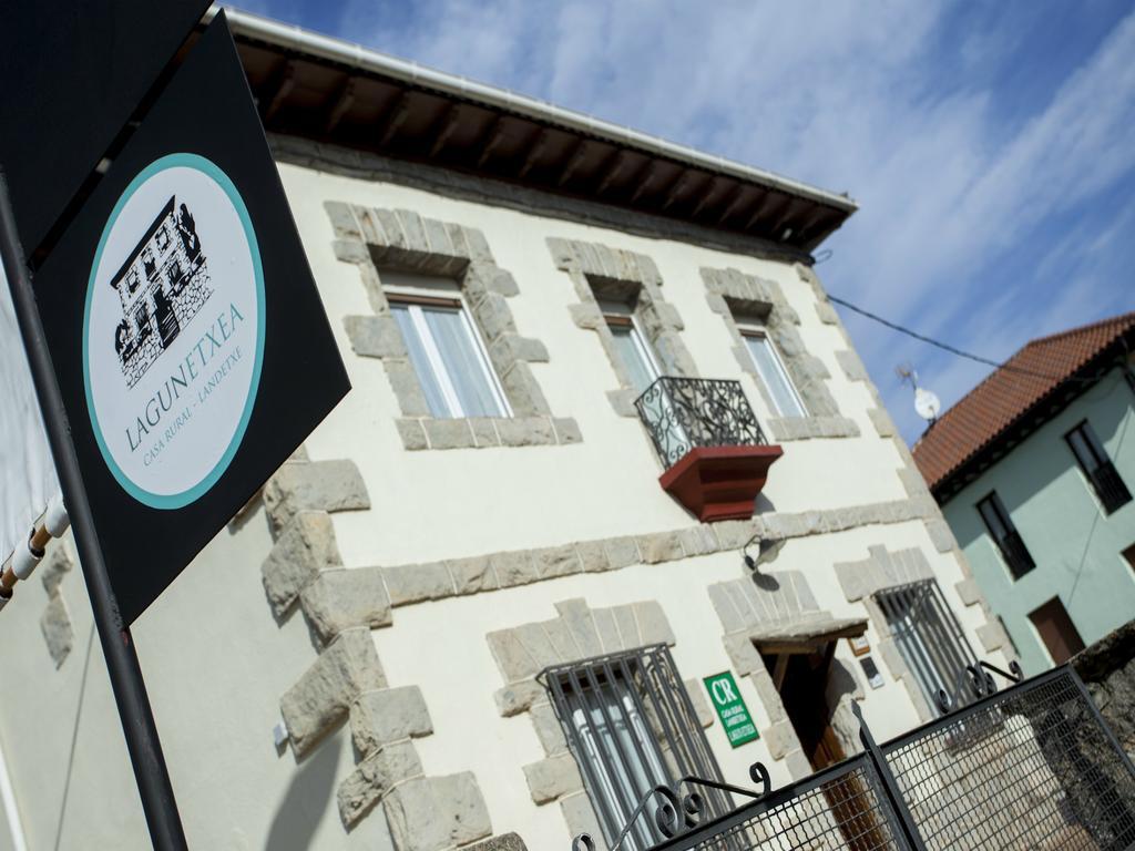 Pobes Casa Rural Lagun Etxea מראה חיצוני תמונה