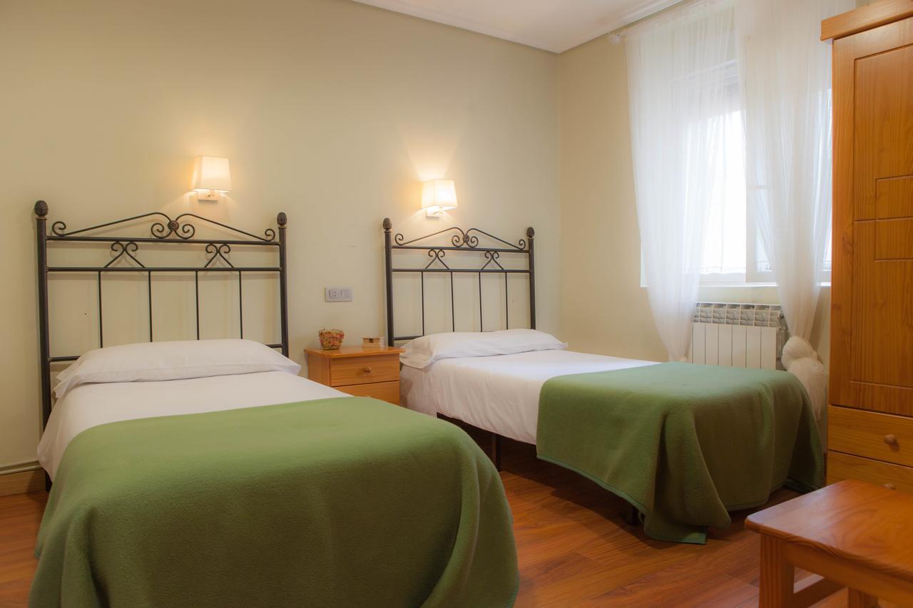 Pobes Casa Rural Lagun Etxea מראה חיצוני תמונה