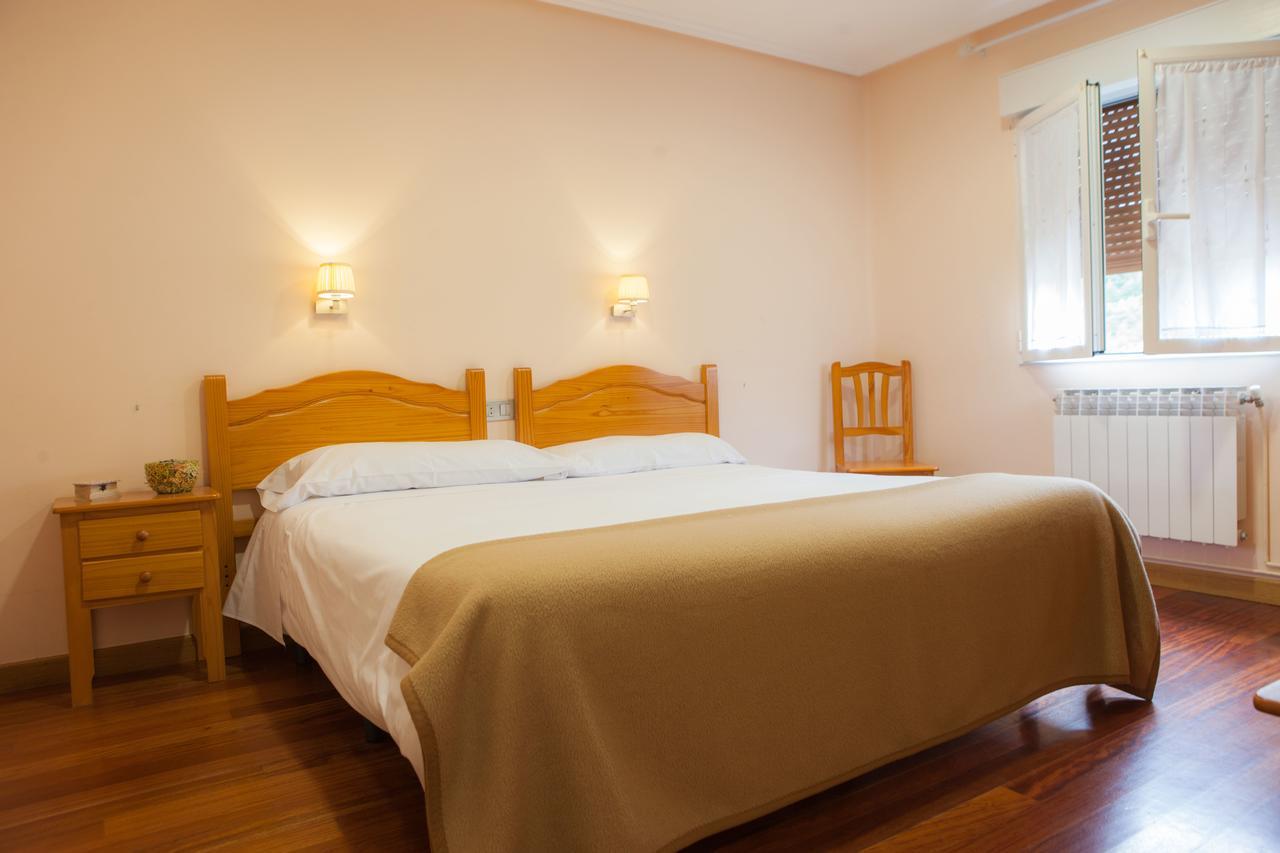 Pobes Casa Rural Lagun Etxea מראה חיצוני תמונה