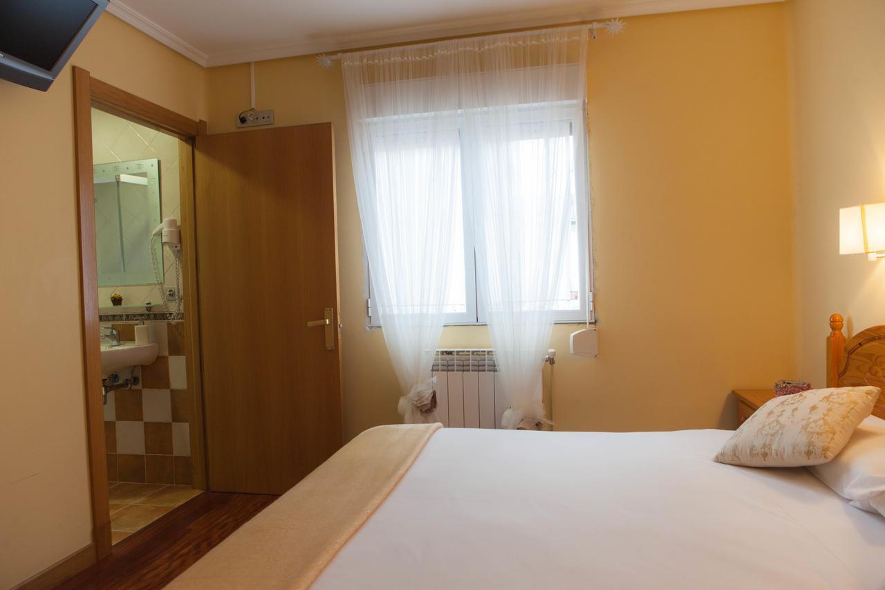 Pobes Casa Rural Lagun Etxea מראה חיצוני תמונה